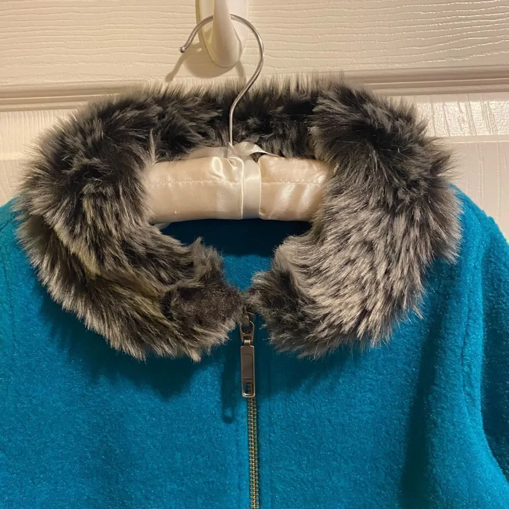 Gymboree snowflake fun fur collar zip up sweater jacket